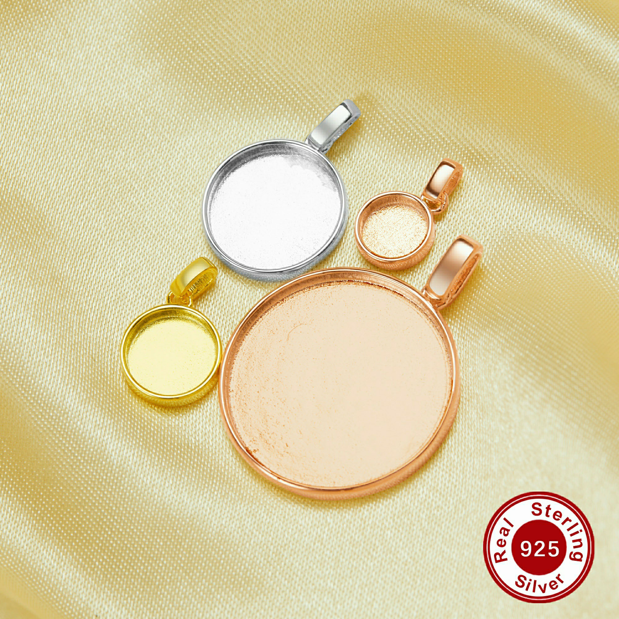 Keepsake Mother Milk Resin Rou - Bezels Set Pendant recensione e prezzo