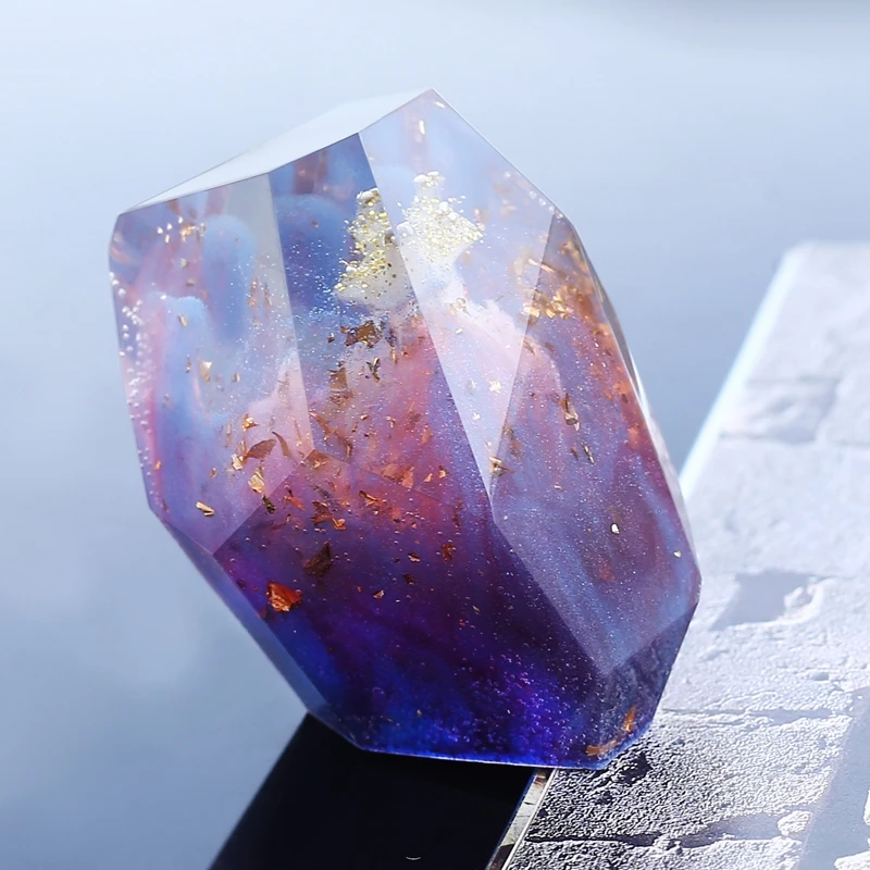 New 1PCS Cut stone Square Tran - Epoxy Uv Resin Kit recensione e prezzo