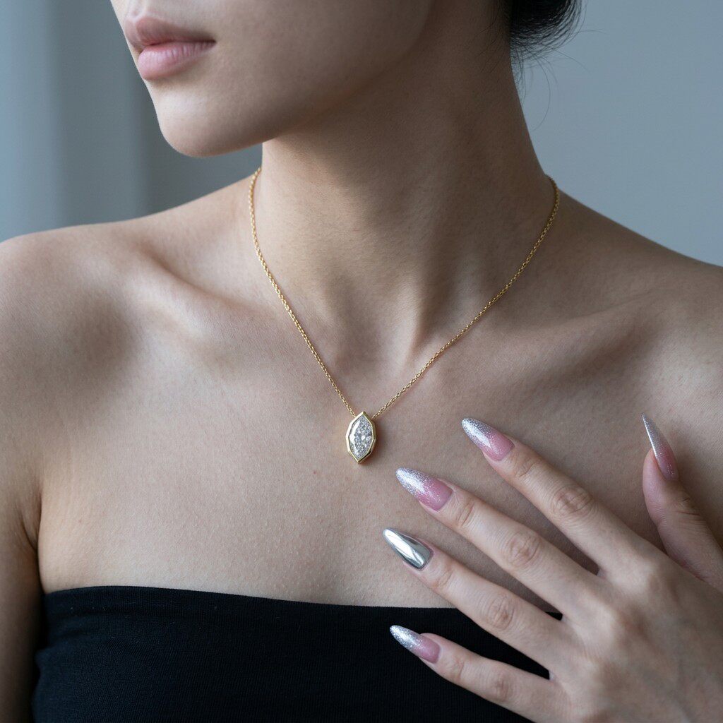 3Carat Bezel Set Marquise Cut  - Bezels Set Pendant recensione e prezzo