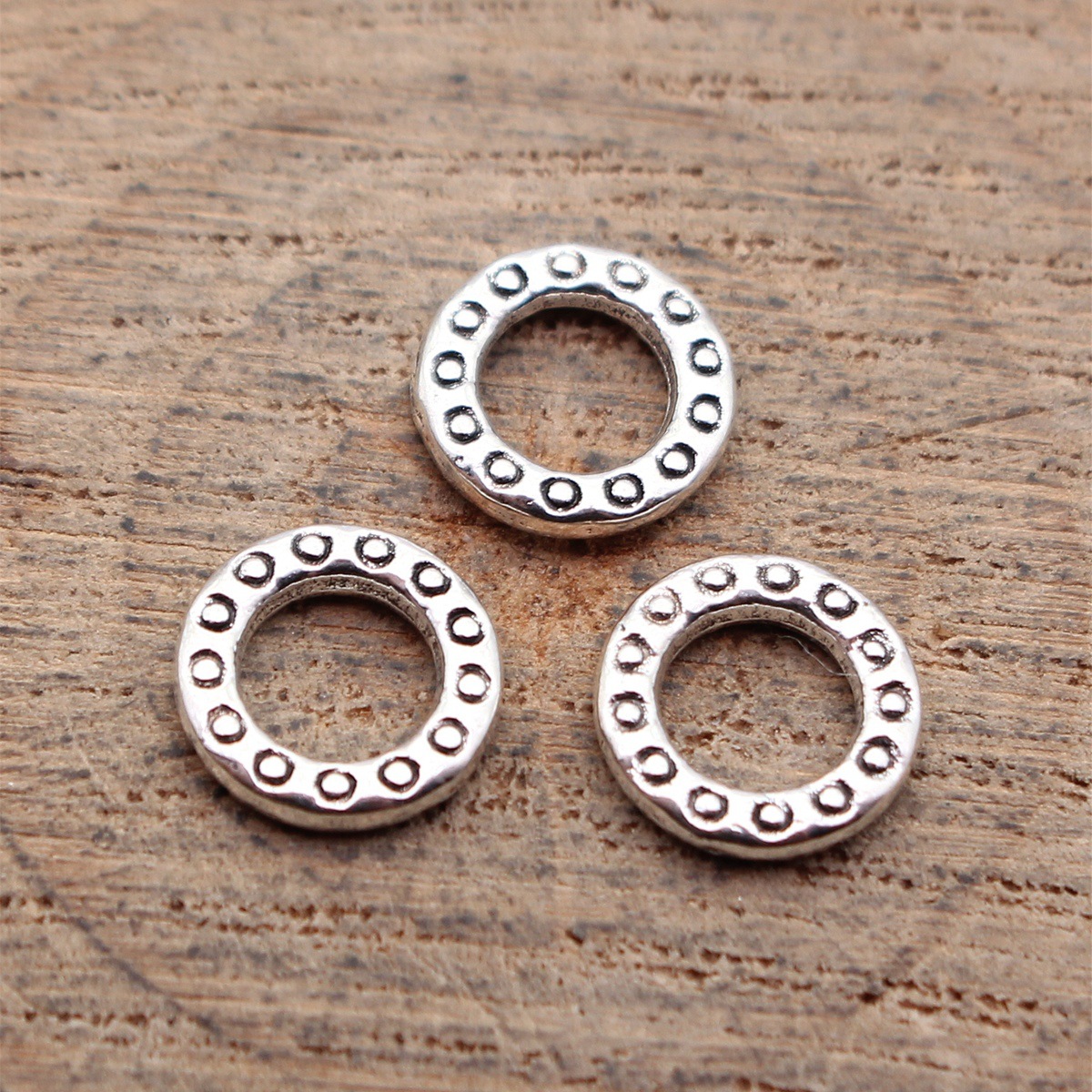 Round Charms Connector Cutout  - Resin Craft Supplies recensione e prezzo